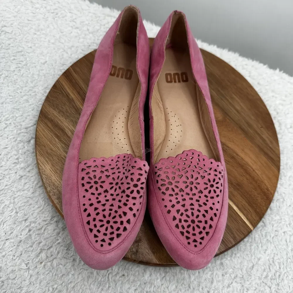 Born ONO Shoes Womens Size 10 Pink Suede Laser Cut Flats Comfort Slip On Loafers
